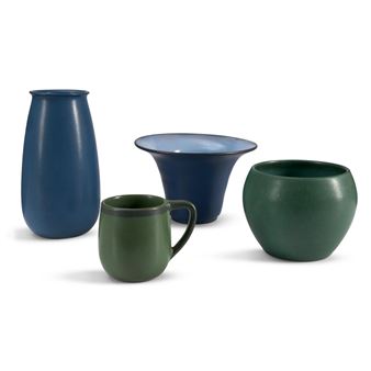 FOUR MARBLEHEAD POTTERY VASES - Marblehead Pottery Studio