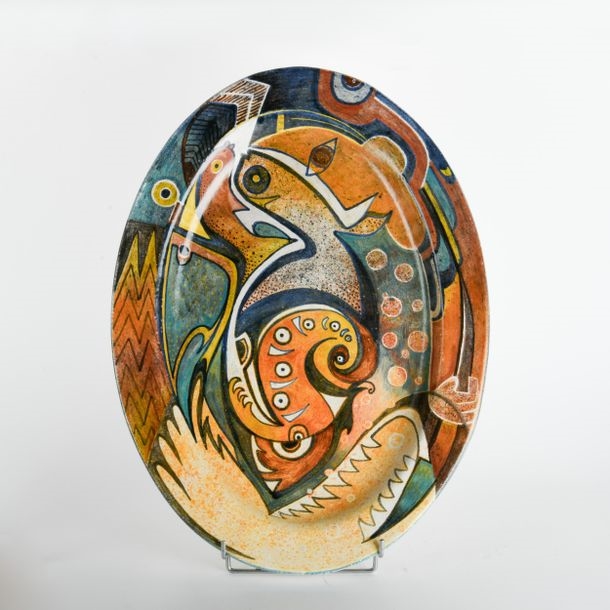 Artwork by Laurent Buffat, Important plat ovale  à décor de profil de femme et animaux dans les tons bleus, Made of enameled polychrome ceramic