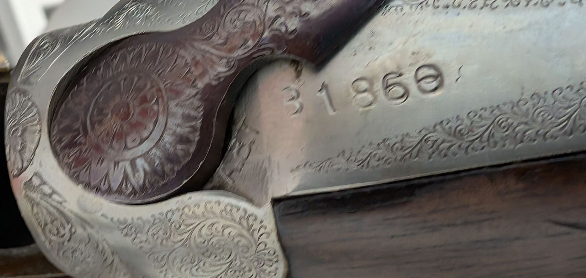 Artwork by Bascule, éjecteurs. Canons superposés