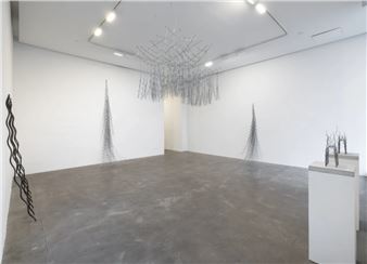 Maren Hassinger - Susan Inglett