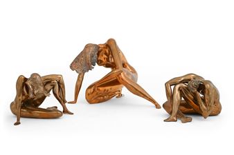 THREE SCULPTURES OF FEMALE NUDES - Walter Pugni