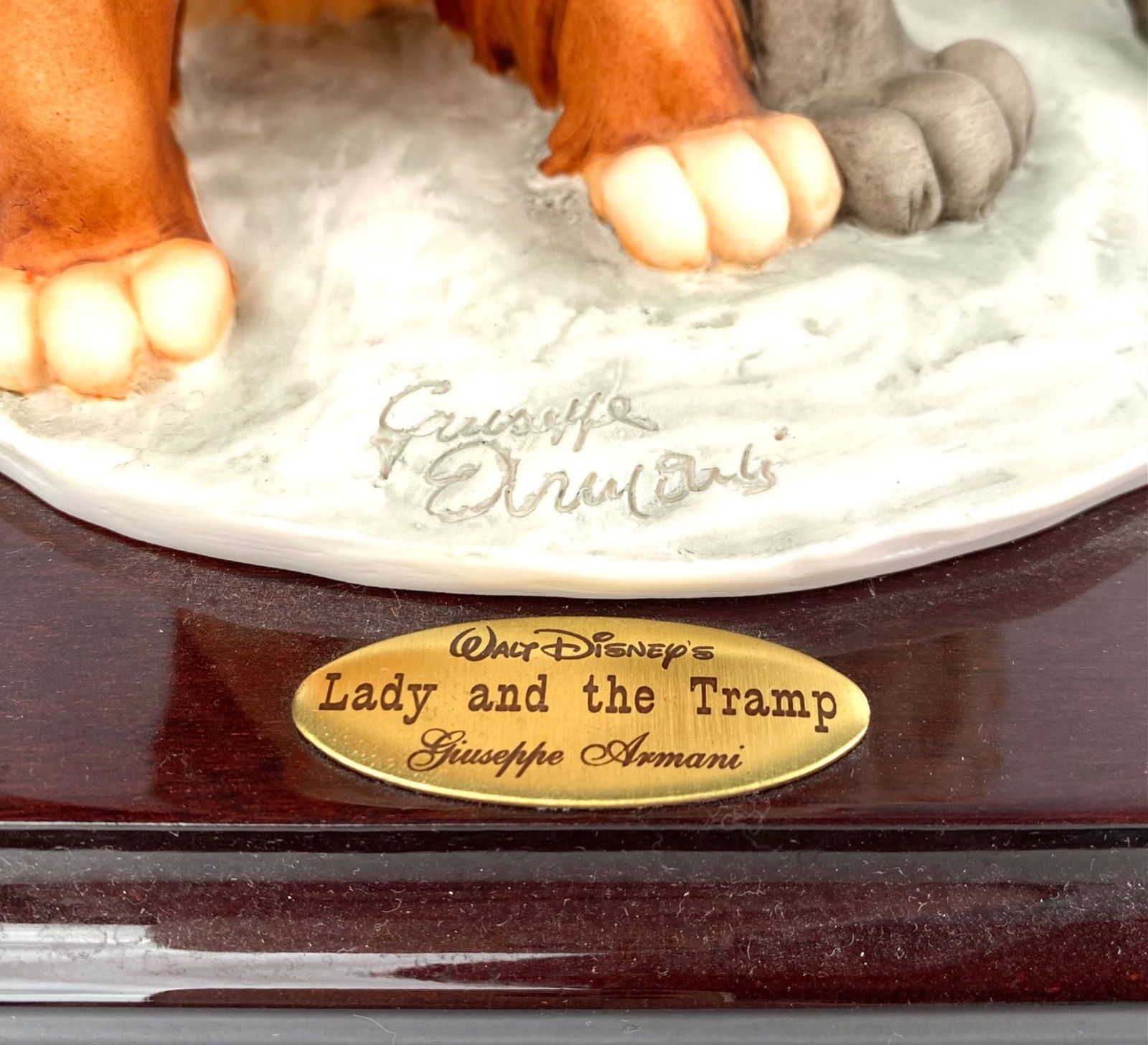 Artwork by Giuseppe Armani, Disney Lady and Tramp By Giuseppe Armani (Original Box), Made of ceramic sculpture