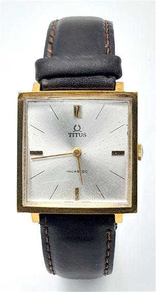 A Vintage, Swiss Made, Solvil Et Titus Manual