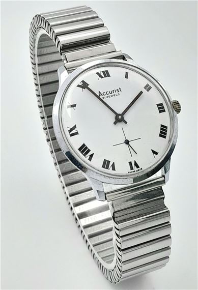 A Men’s Vintage Manual Wind Accurist 21 Jewel