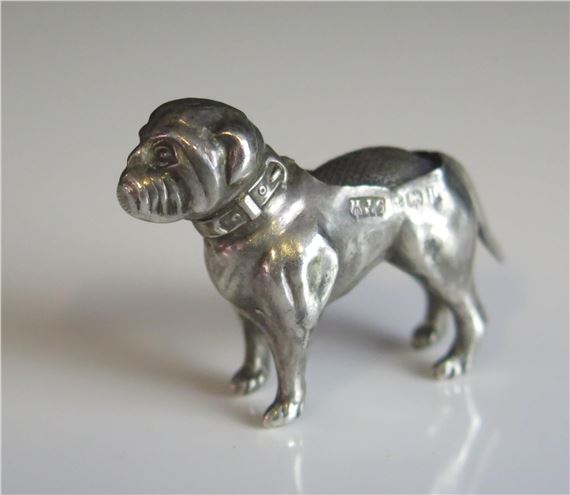 E. Cooper | A George V silver miniature novelty pin cushion (1912 ...