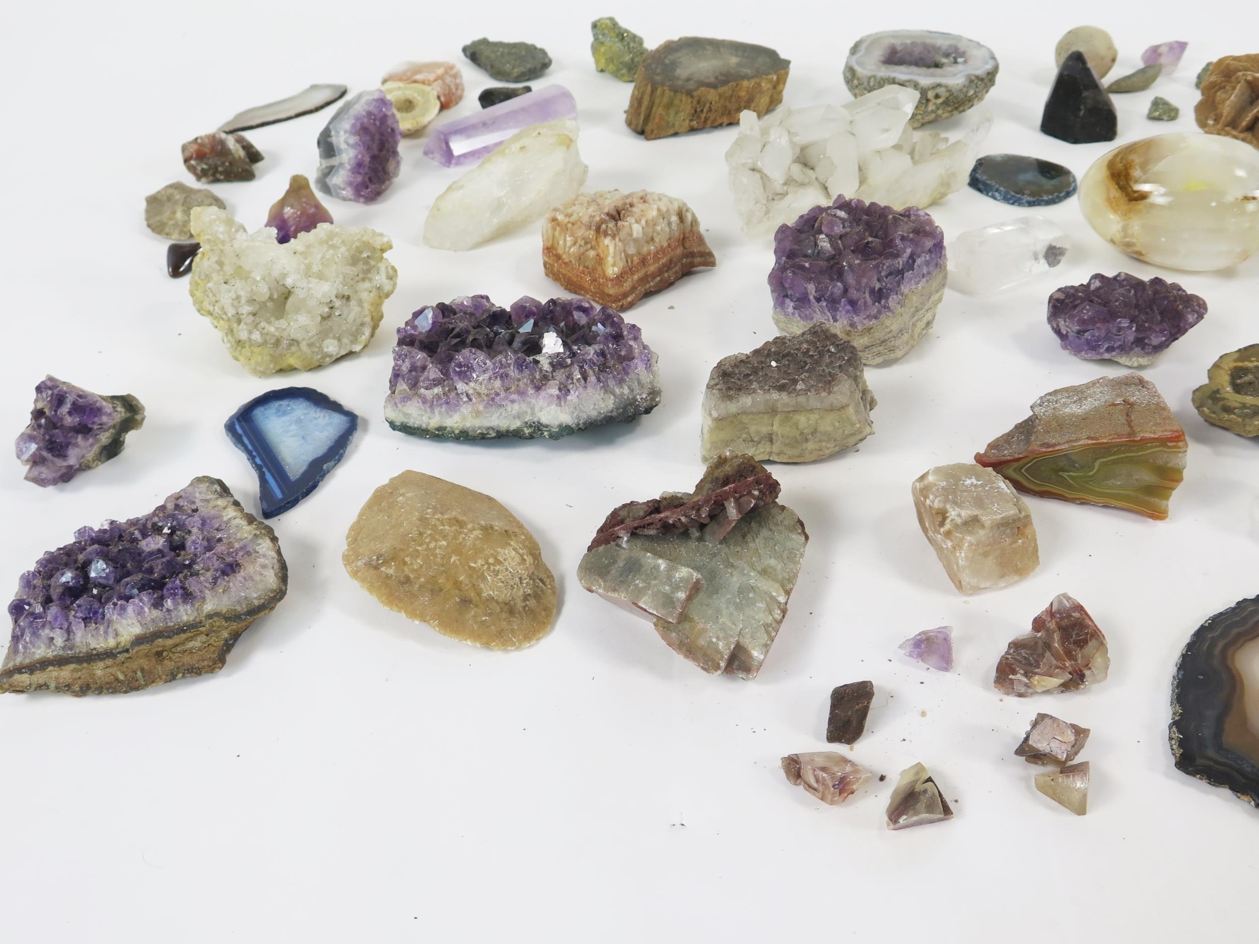 Agate | A collection of quartz sections | MutualArt