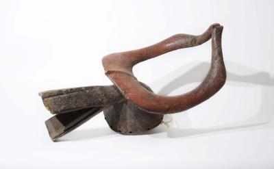 African School | Bella maschera cimiero Mangam | MutualArt