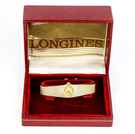 A vintage 18ct gold Longines watch by MANUAL, circa 1974
