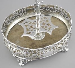 Artwork by John Barnard, Cruet Set Edward & John Barnard/London/1856, Made of Silver