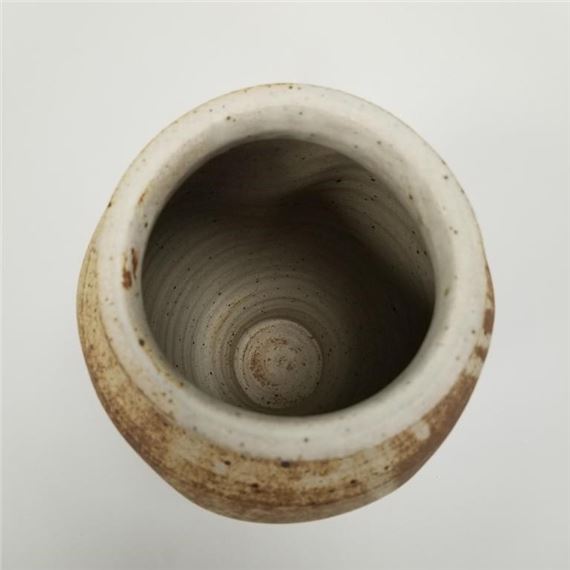 Warren MacKenzie | Large dimpled vase | MutualArt