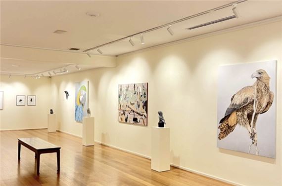Birds of a feather - Australian Galleries, Melbourne (28 Derby St)