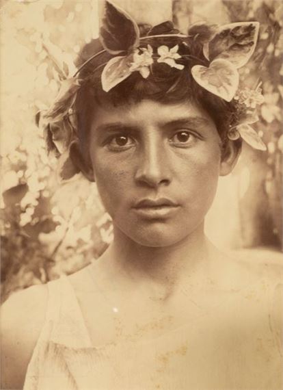 Tirage Albuminé Vintage Gloeden - Jeune Fille, Circa 1890, Format 12,4x17,1 Cm | Photo Ancienne Albuminé 1890