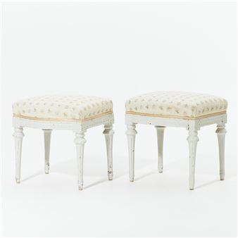 Signerade med kallstämpel IEH samt märkta med Stockholms stolmakarämbetes sigill - Johan Erik Höglander