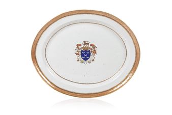 A large Chinese export armorial oval platter - Pinto