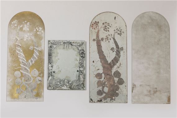 André Ducaroy (1899-1972) Trois verres églomisés à décor végétal. Un H. 24 cm L. 18 cm Deux H. 45 cm L. 18 cm TR by André Ducaroy