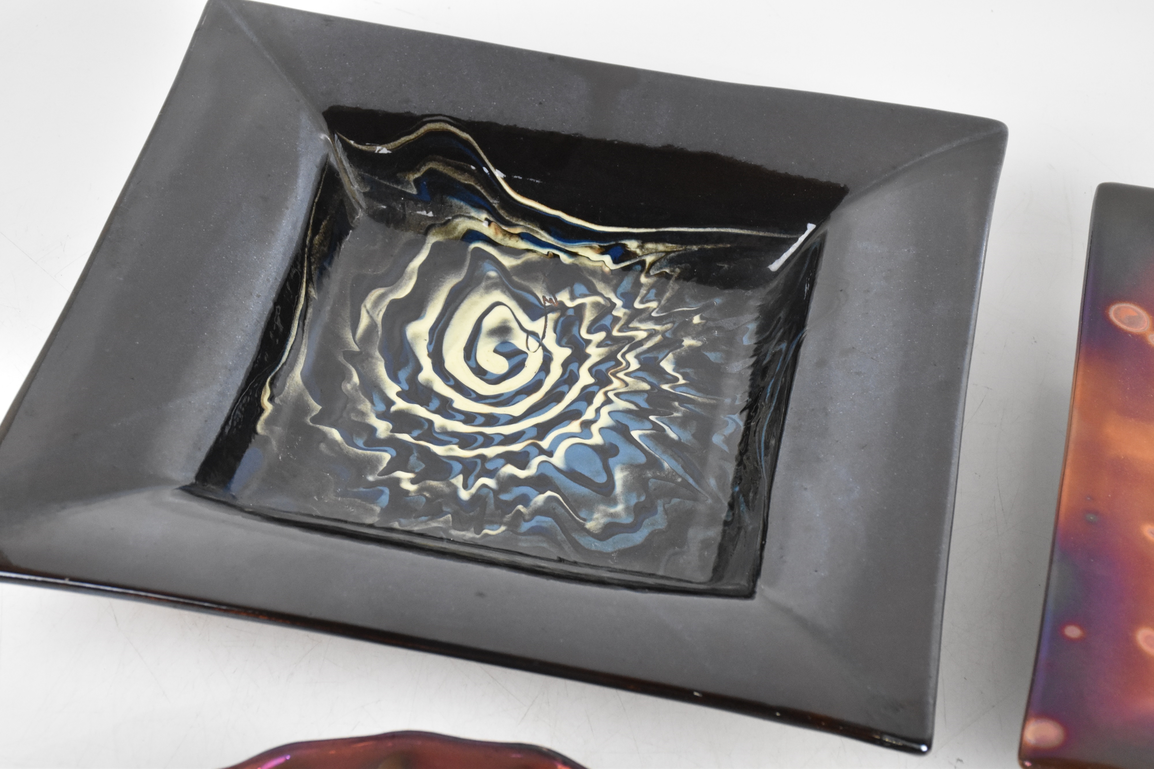 Artwork by Brian Dickenson, width 32cm, Made of stoneware