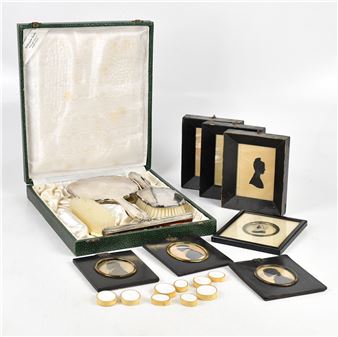 11 x 8cm - Mary Harris