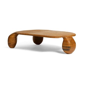 a unique coffee table - Niklas Runesson