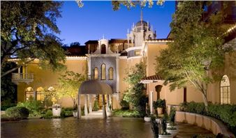 The Dallas Invitational Evolves as an Essential, Annual Art Event