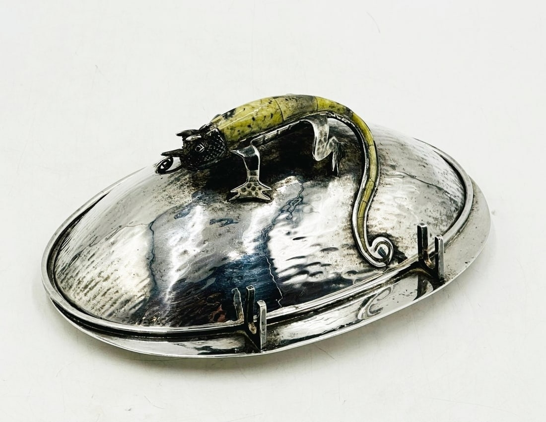 Artwork by Los Castillo, Vintage Butter/Cheese Dish in Hardstone & Silver-Plate by Los Castillo, Mexico 1970s, Made of Silver plated