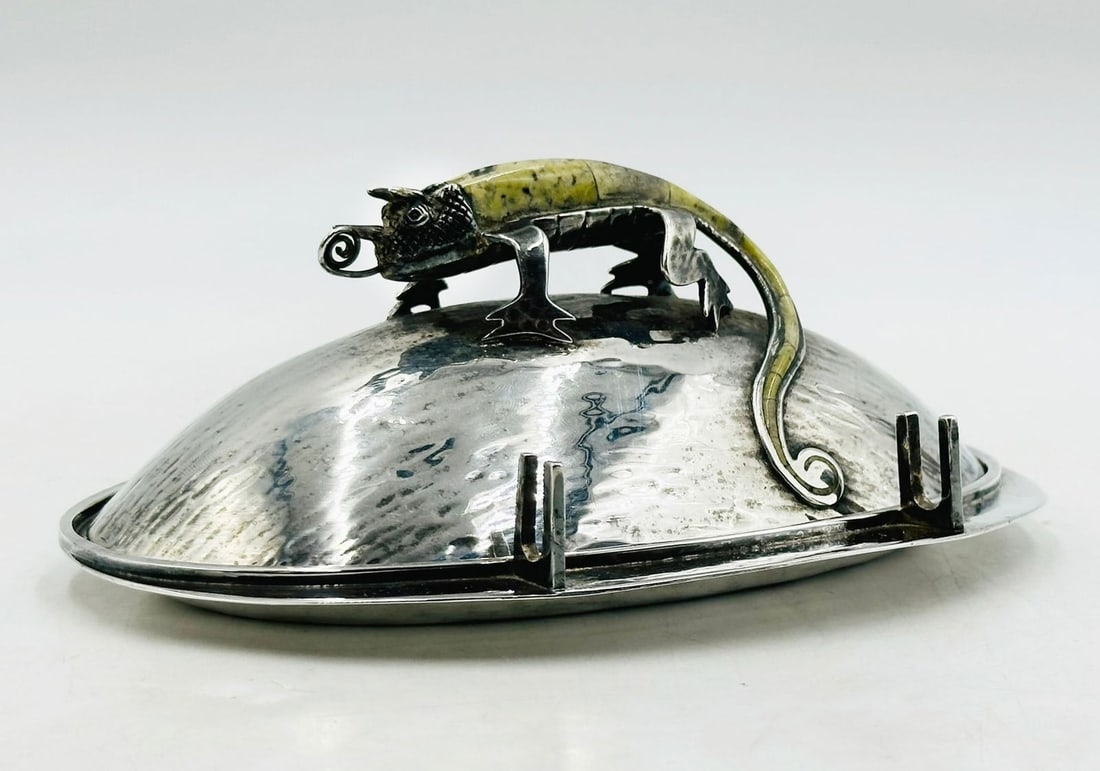 Artwork by Los Castillo, Vintage Butter/Cheese Dish in Hardstone & Silver-Plate by Los Castillo, Mexico 1970s, Made of Silver plated