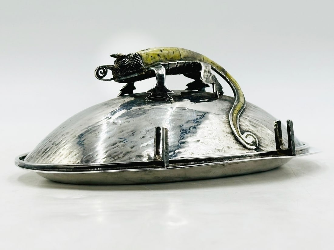 Artwork by Los Castillo, Vintage Butter/Cheese Dish in Hardstone & Silver-Plate by Los Castillo, Mexico 1970s, Made of Silver plated