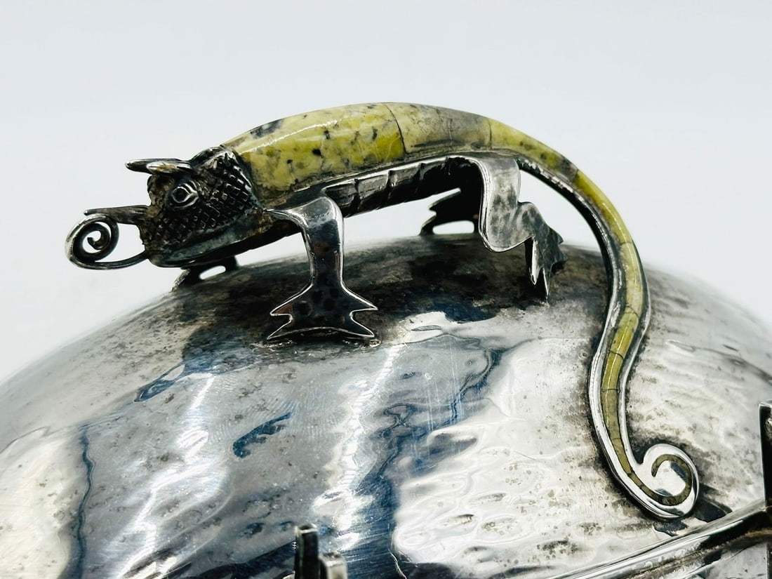 Artwork by Los Castillo, Vintage Butter/Cheese Dish in Hardstone & Silver-Plate by Los Castillo, Mexico 1970s, Made of Silver plated