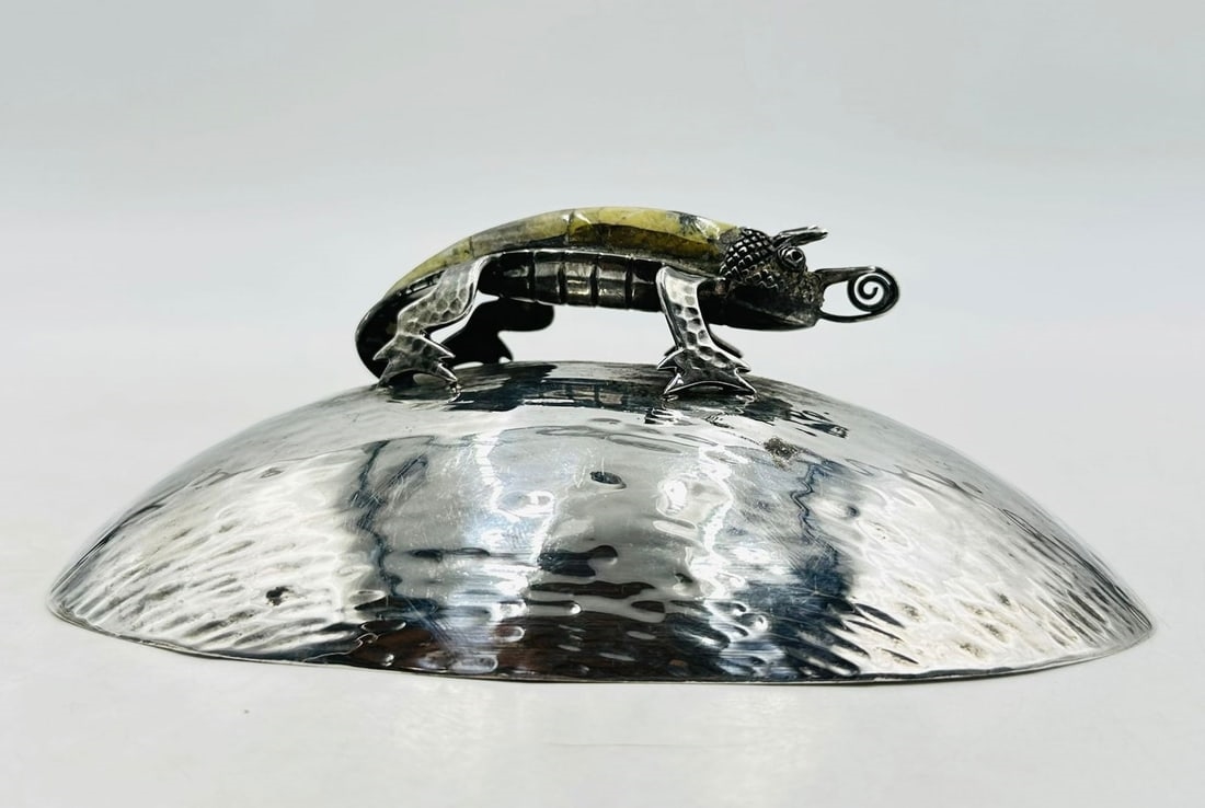Artwork by Los Castillo, Vintage Butter/Cheese Dish in Hardstone & Silver-Plate by Los Castillo, Mexico 1970s, Made of Silver plated