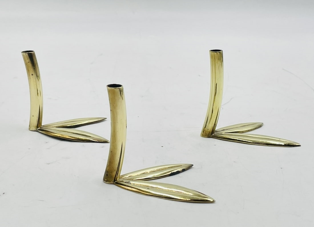 Artwork by Los Castillo, Set of 3 Leaf Shaped Candle Holders in Solid Brass by Los Castillo, Mexico 1960's, Made of Leaf Shaped Candle Holders in Solid Brass