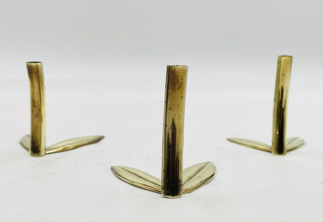 Artwork by Los Castillo, Set of 3 Leaf Shaped Candle Holders in Solid Brass by Los Castillo, Mexico 1960's, Made of Leaf Shaped Candle Holders in Solid Brass