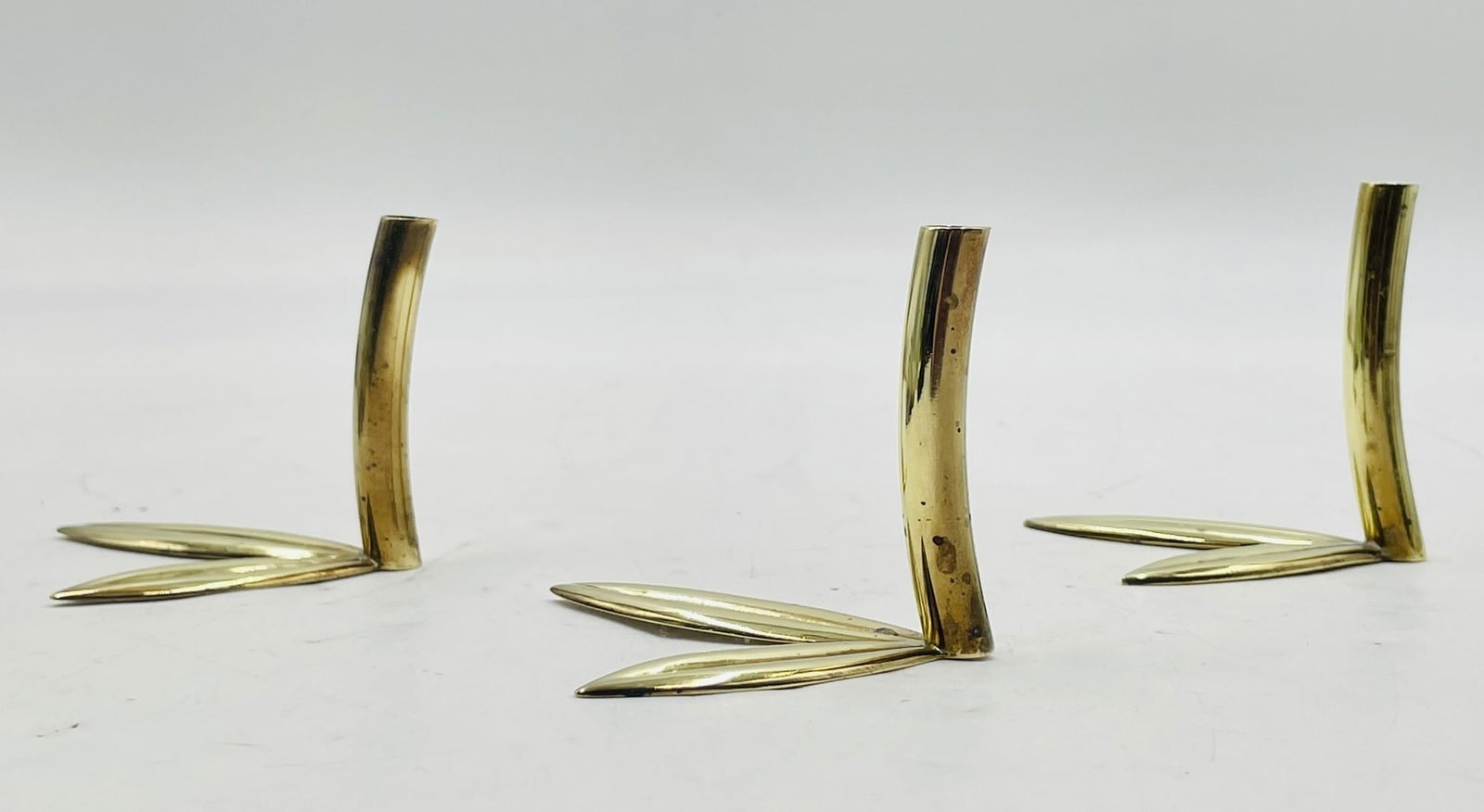 Artwork by Los Castillo, Set of 3 Leaf Shaped Candle Holders in Solid Brass by Los Castillo, Mexico 1960's, Made of Leaf Shaped Candle Holders in Solid Brass