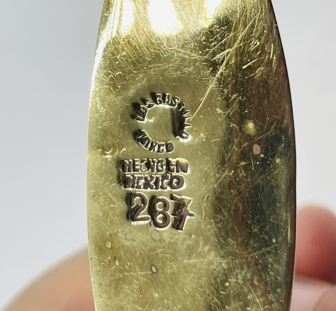 Artwork by Los Castillo, Set of 3 Leaf Shaped Candle Holders in Solid Brass by Los Castillo, Mexico 1960's, Made of Leaf Shaped Candle Holders in Solid Brass