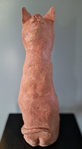 Artwork by Trudy Oosthuizen, HULLE WEET NIE WAT EK WEET NIE, Made of sealed and grogged terra cotta