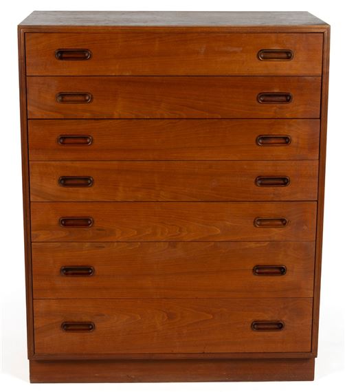 JACK CARTWRIGHT FOR FOUNDERS MID-CENTURY MODERN WALNUT CHEST OF DRAWERS by Jack Cartwright, circa 1965