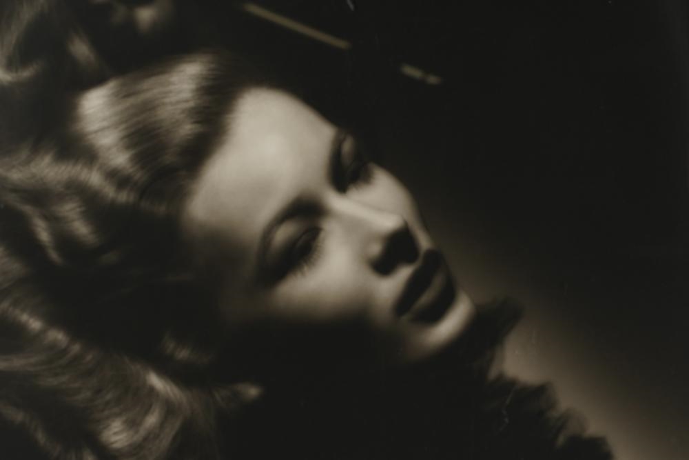 George Hurrell | Veronica Lake (1941) | MutualArt