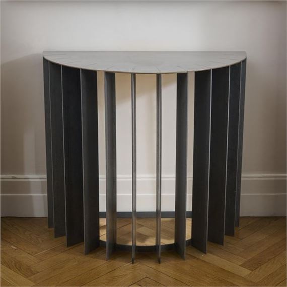 . Half-moon console in patinated steel - F. Robichez