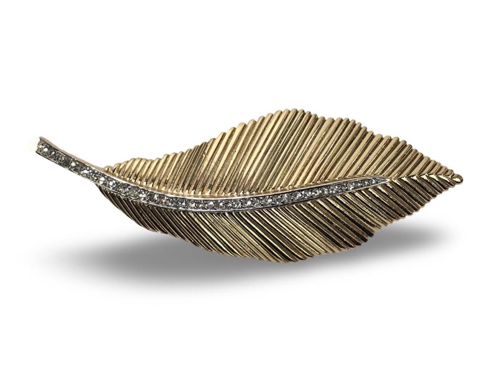 Artwork by Unknown , Impressive Trifari Gold Tone Jewelry Set, Made of Gold