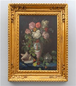 Still life, roses marigolds and nasturtiums with porcelain vase, silver sugar casket and shell - Tito Chelazzi