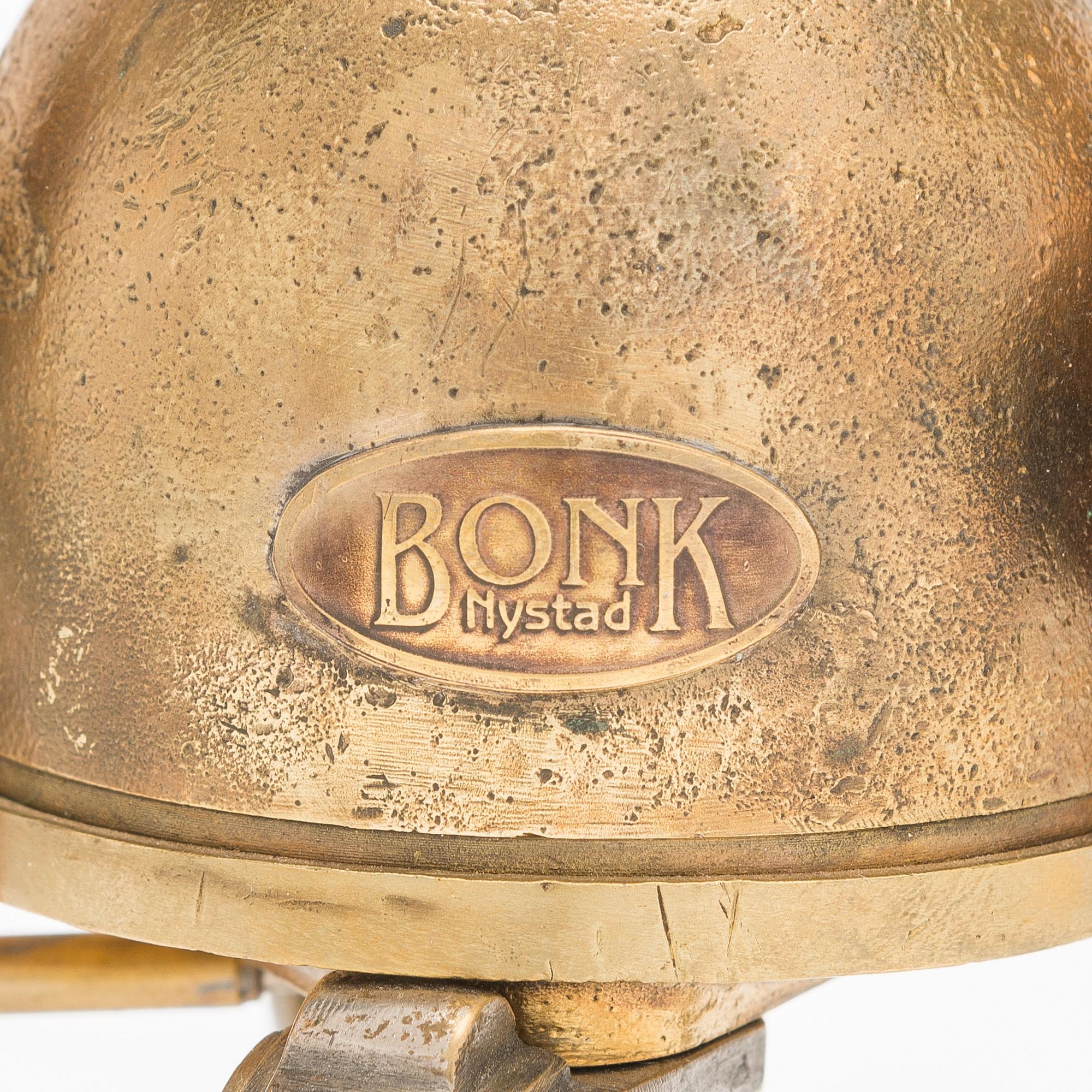 Artwork by Alvar Gullichsen, Alvar Gullichsen, An Original Bonk Machine, Made of Metal, glass