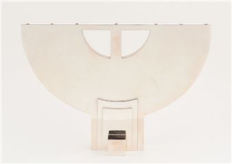 Chandelier Menorah en argent. - Hans Hollein