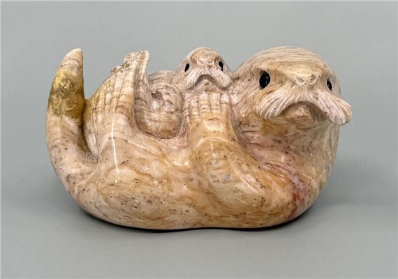 Eddie Lee Alaska Inuit Carved Soapstone Otter - Eddie Lee