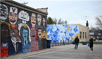 Highwood murals help bring healing after Highland Park parade shooting