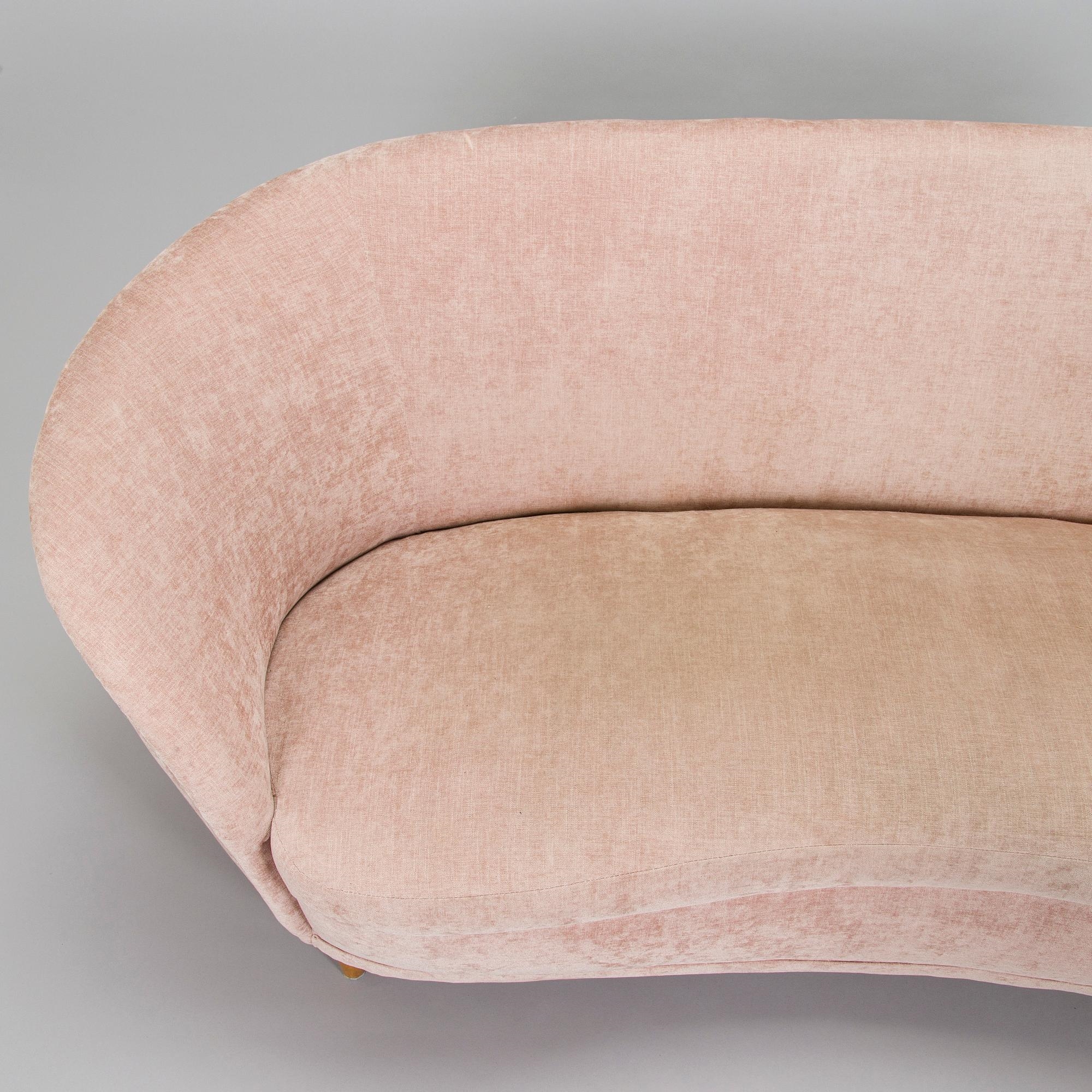 Artwork by Elna Kiljander, Elna Kiljander, a 1930s sofa for Mobilia, Made of upholstery