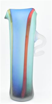 Centrepiece ewer jug - Will Shakspeare