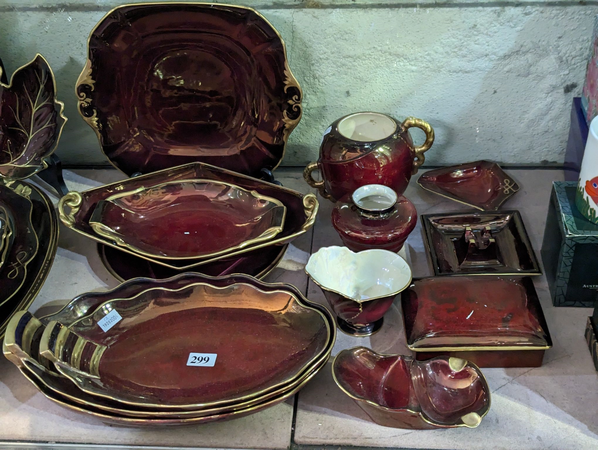 Carlton Ware | CARLTON WARE ROUGE ROYALE | MutualArt
