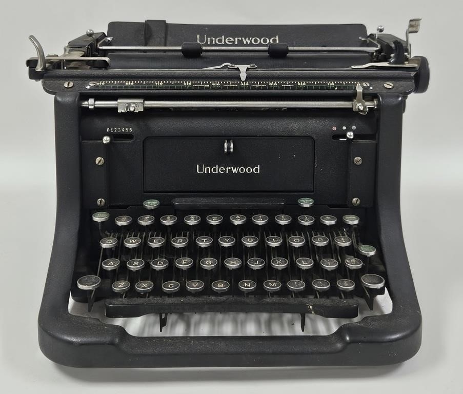 Champion | 1940 Underwood Champion Typewriter Green Black Key (1940 ...