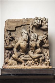 Umamahesvara illustrant Shiva et Parvati tendrement enlacés - Central Indian School, 7th Century