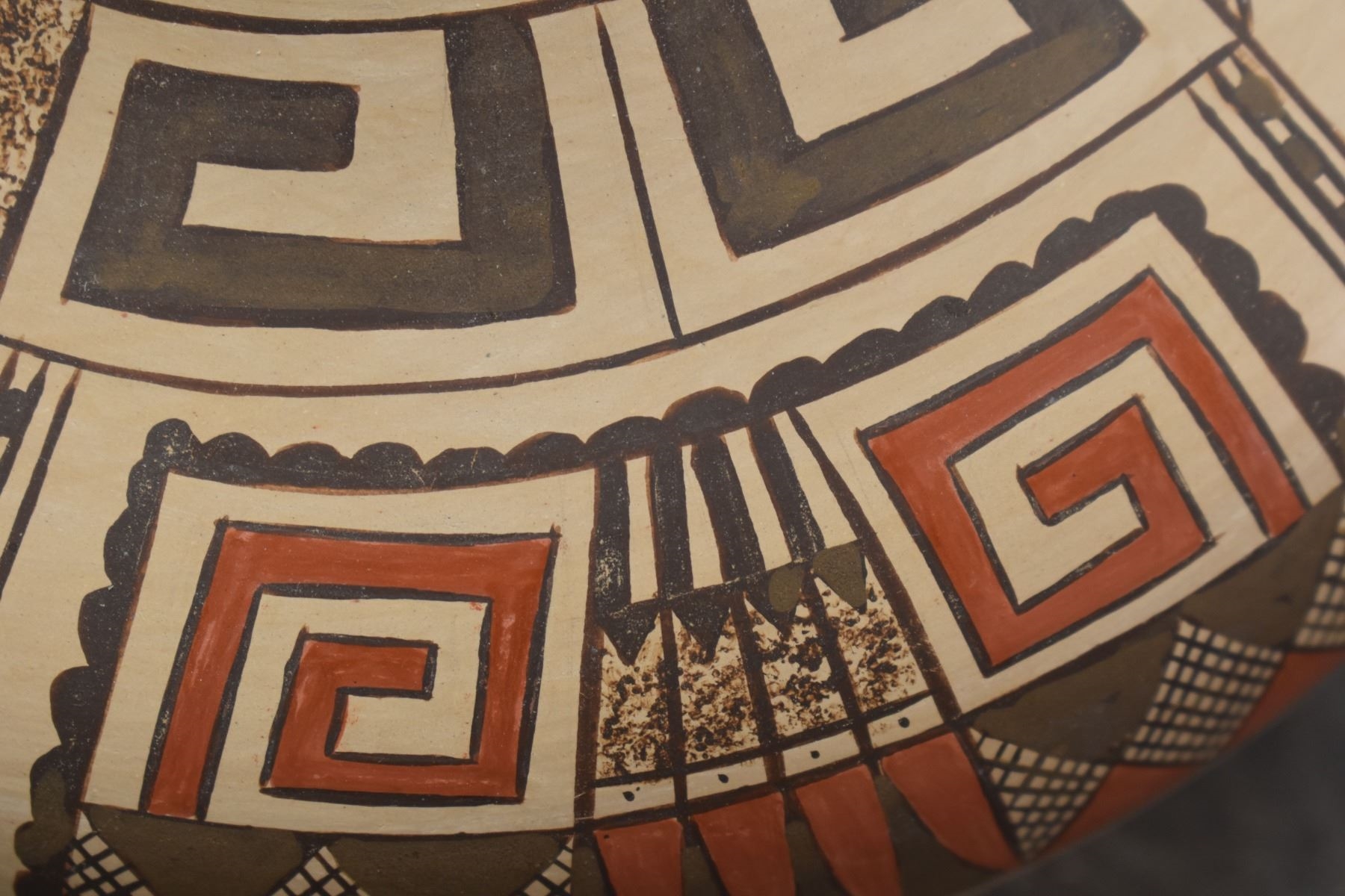 Rayvin Nampeyo | JAR (1990) | MutualArt