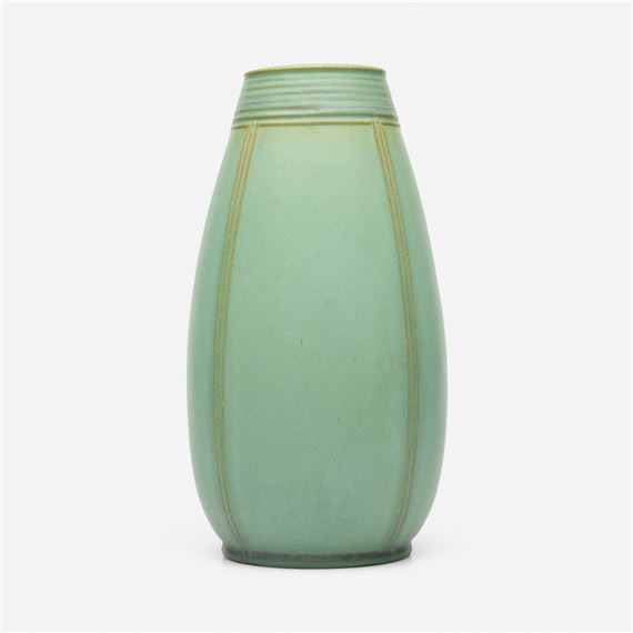 Vase, model 252 by Hugh M. G. Garden, 1902-1920