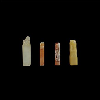 FOUR PIECES OF SHOUSHAN STONE SEALS - Peaches